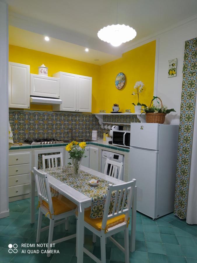 Вилла La Casa Di Mau Кастелламмаре-ди-Стабия Экстерьер фото